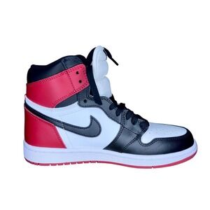 Nike Air Jordan 1 Retro High OG Chicago 2022 Kids Sneakers 5Y
