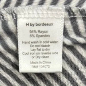 H by Bordeaux Black and White Striped V-Neck Tee Small